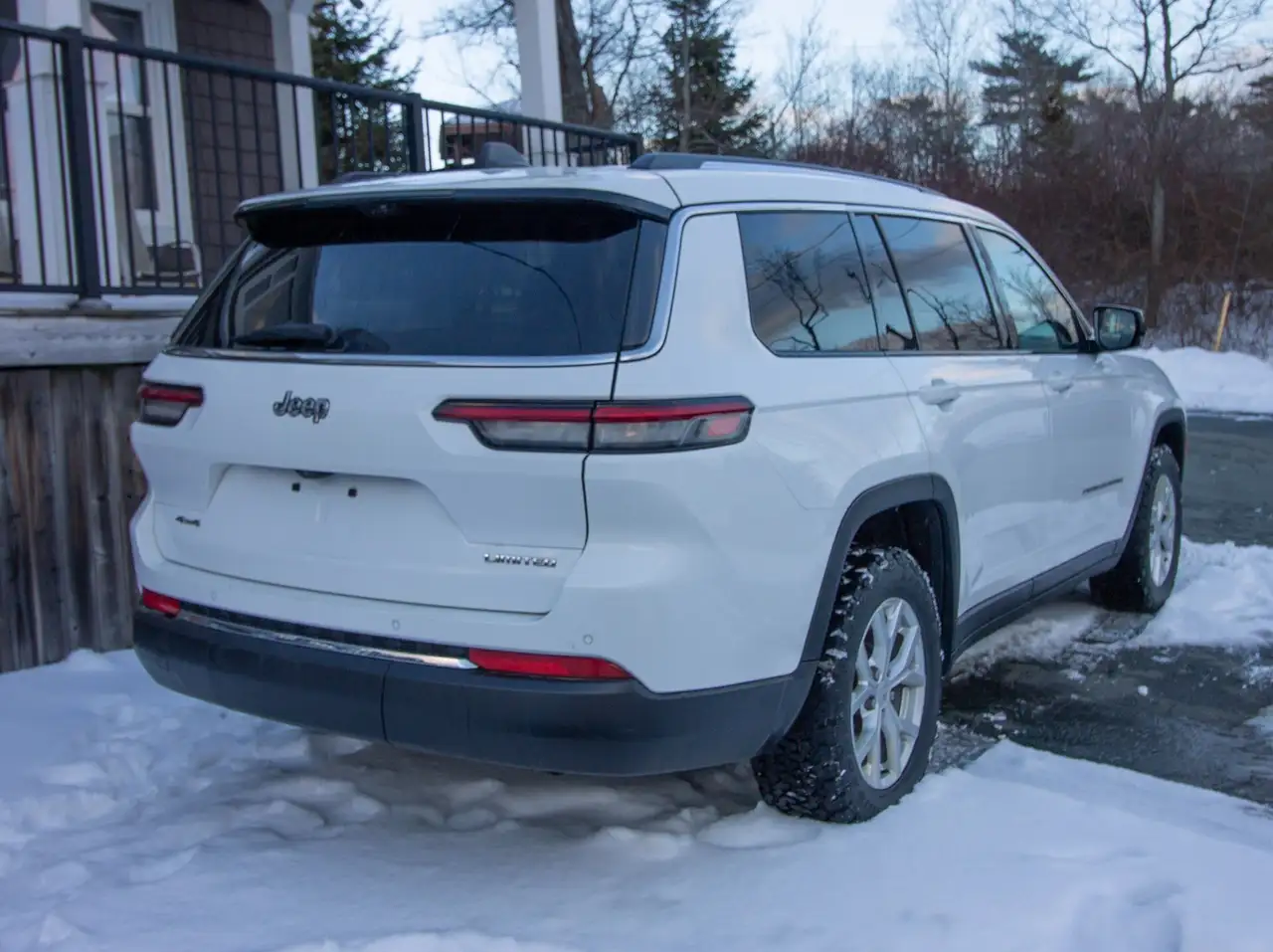 Jeep Grand Cherokee снимка Jeep Grand Cherokee