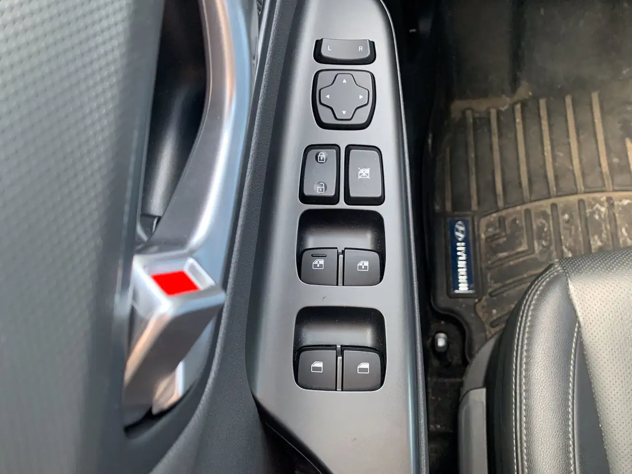 Hyundai KONA fotografie Hyundai KONA