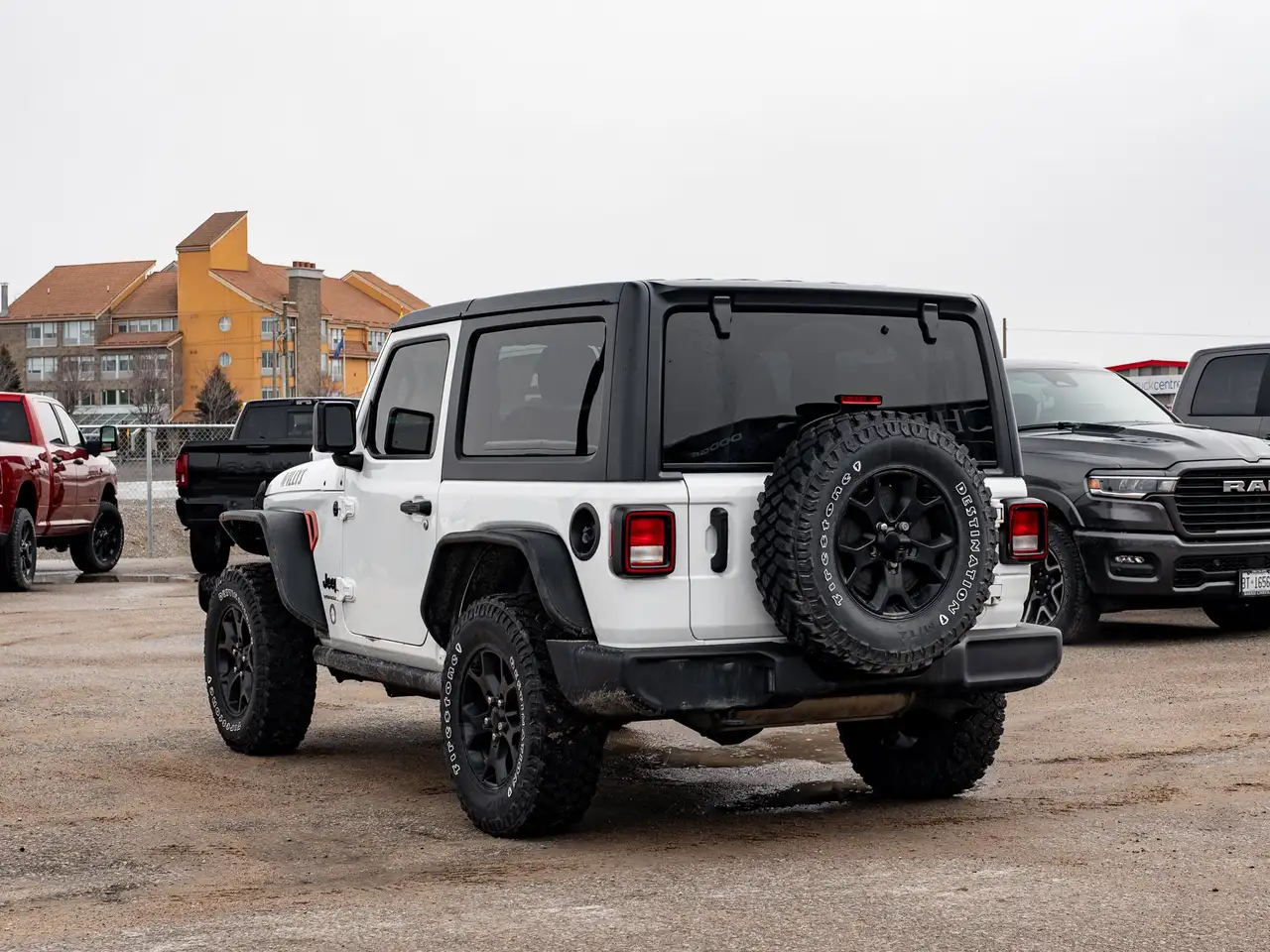 Jeep Wrangler photo Jeep Wrangler