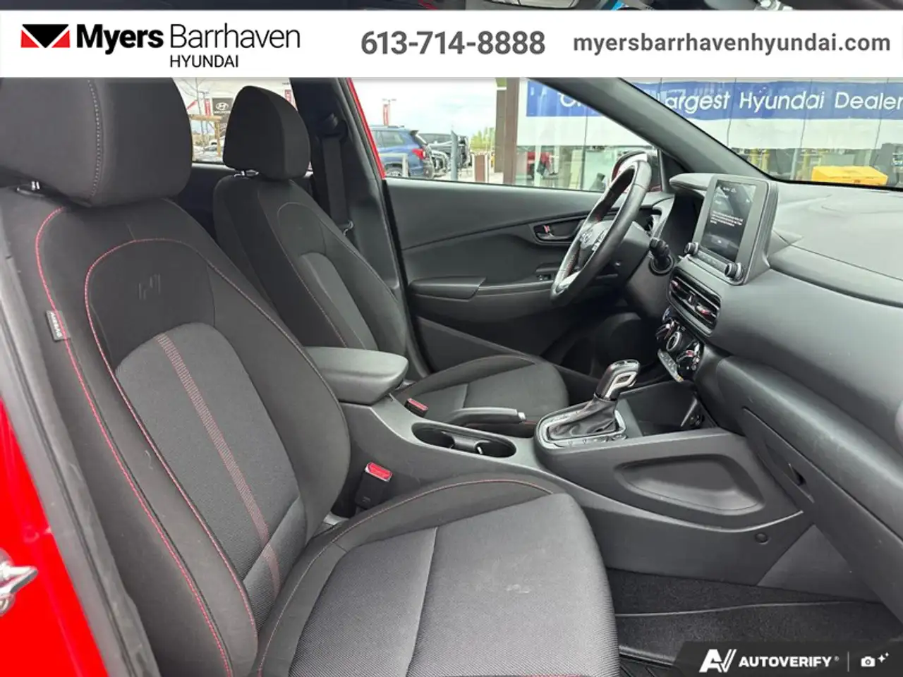 Hyundai KONA снимка Hyundai KONA