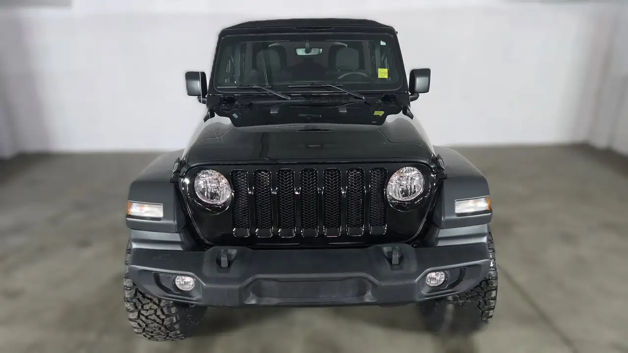 Jeep Wrangler снимка Jeep Wrangler