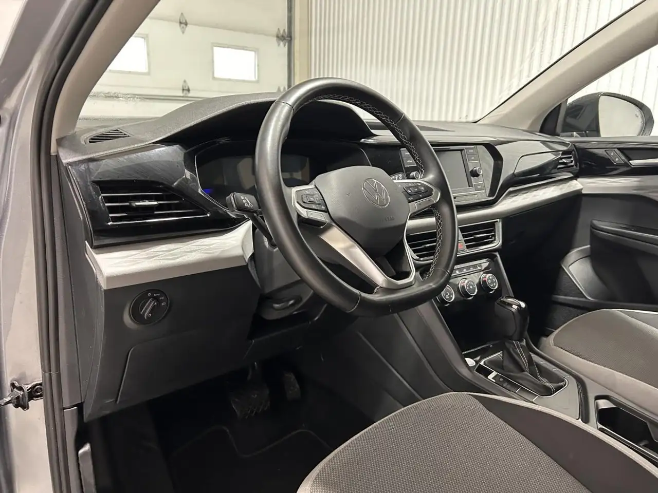 Volkswagen Taos снимка Volkswagen Taos