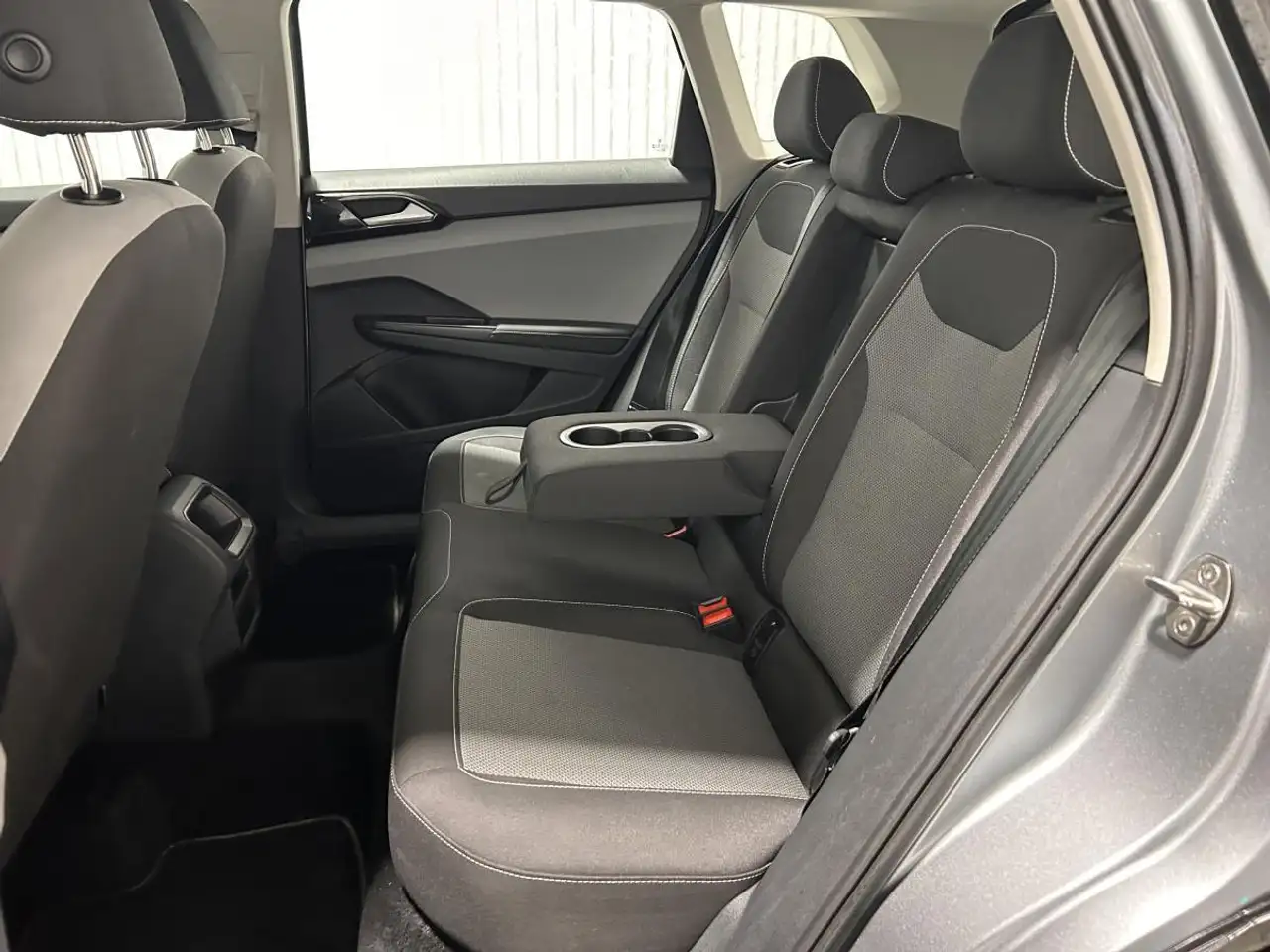 Volkswagen Taos снимка Volkswagen Taos