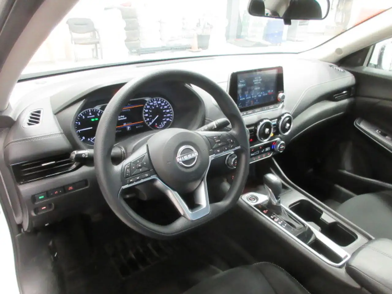 Nissan Sentra снимка Nissan Sentra