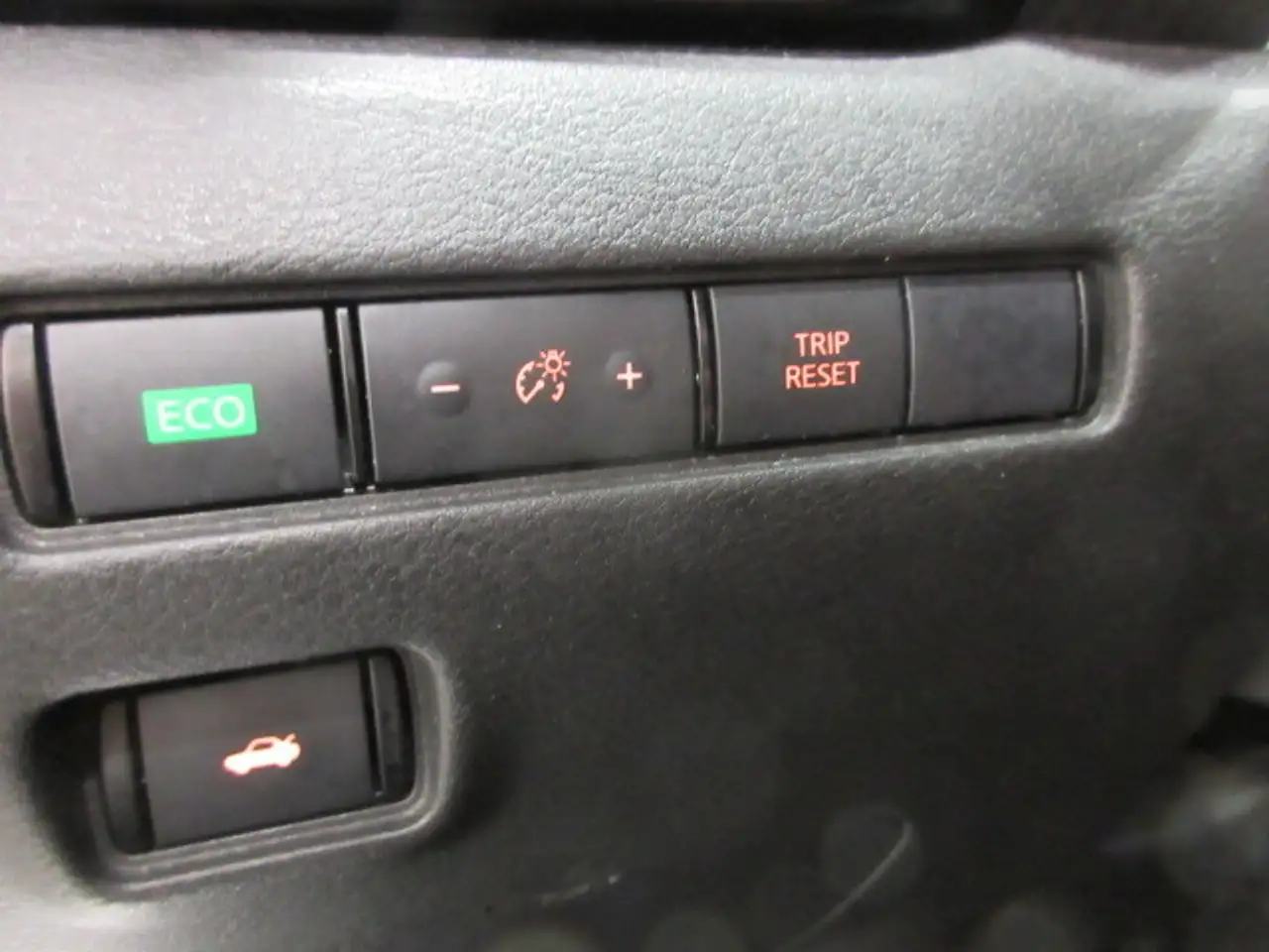 Nissan Sentra снимка Nissan Sentra