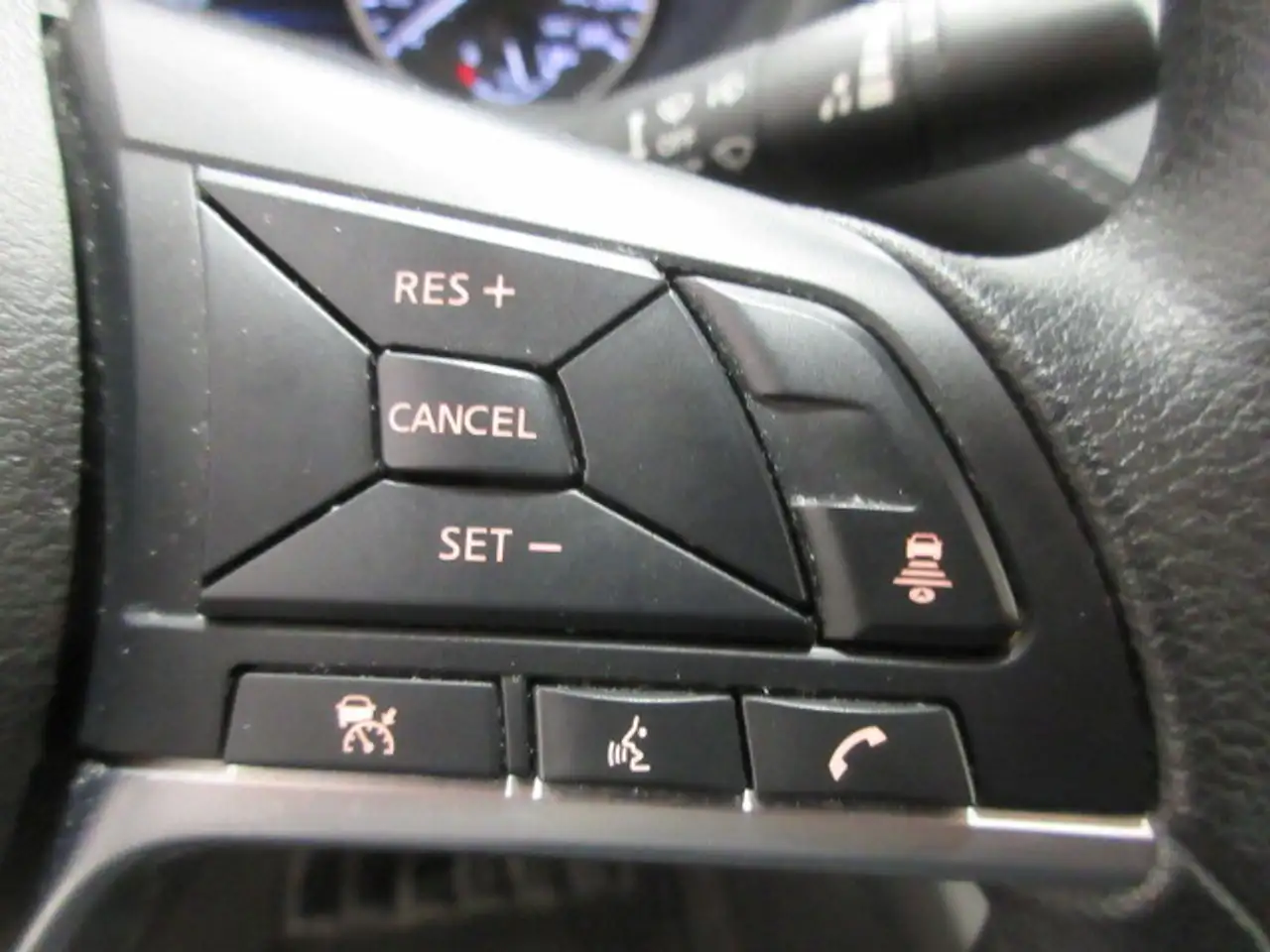Nissan Sentra снимка Nissan Sentra