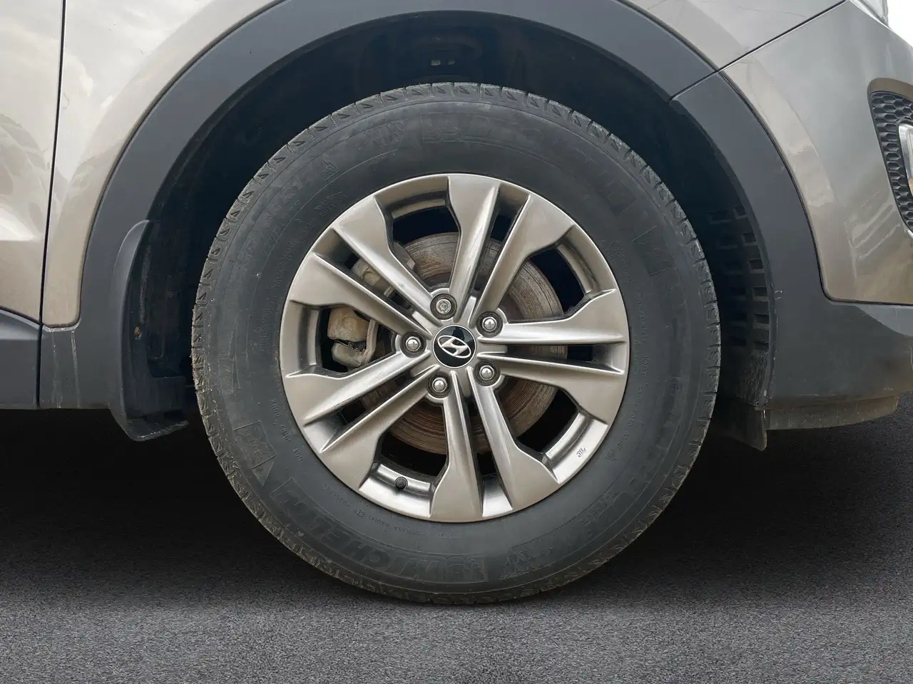 Hyundai SANTA FE снимка Hyundai SANTA FE