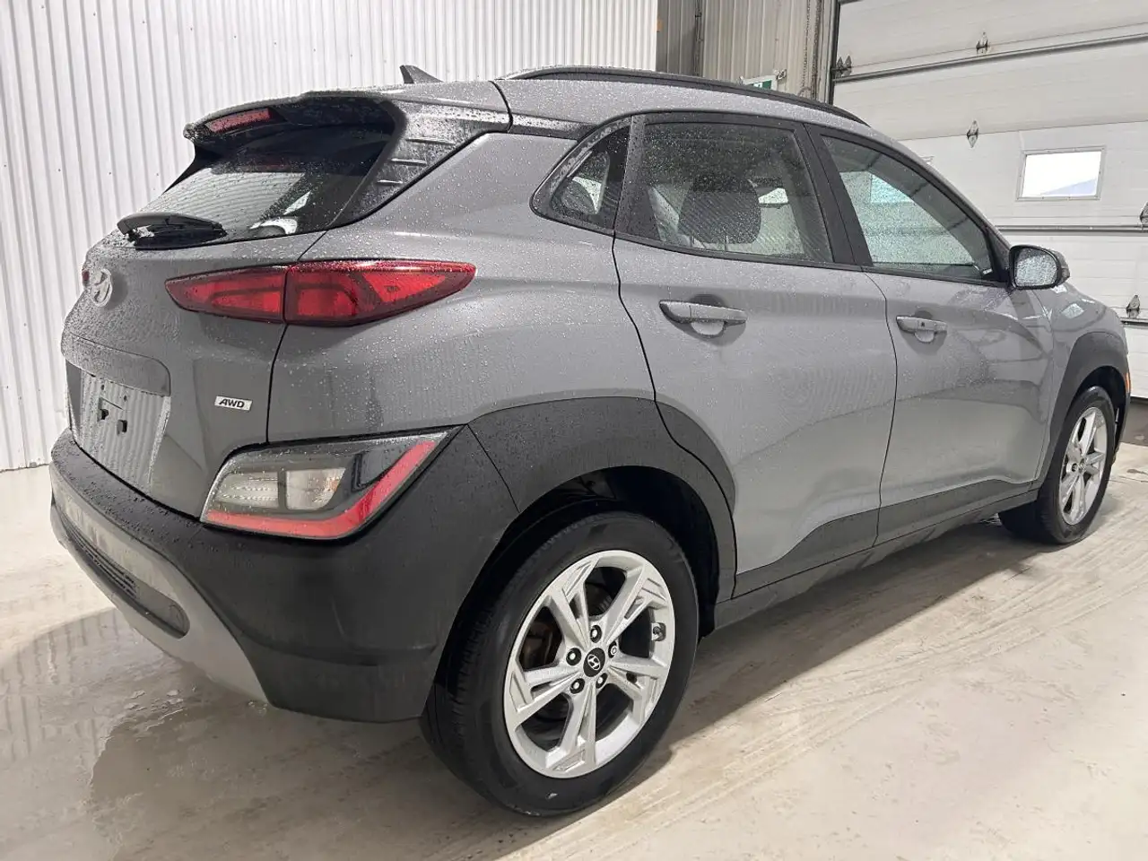 Hyundai KONA снимка Hyundai KONA