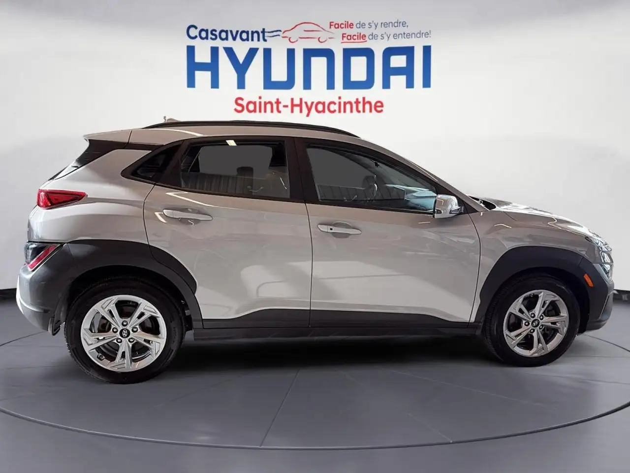 Hyundai KONA снимка Hyundai KONA