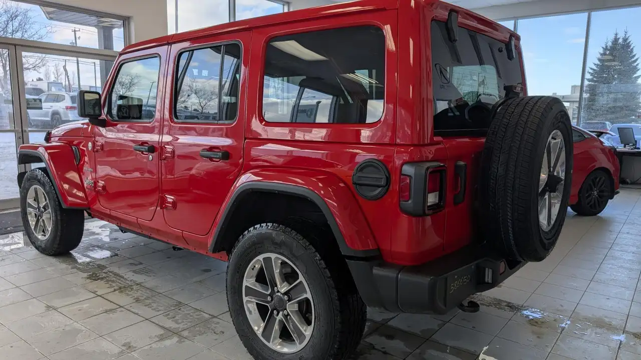 Jeep Wrangler снимка Jeep Wrangler