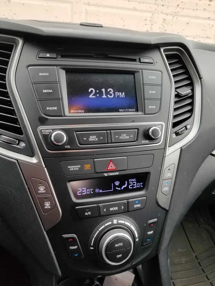 Hyundai SANTA FE снимка Hyundai SANTA FE