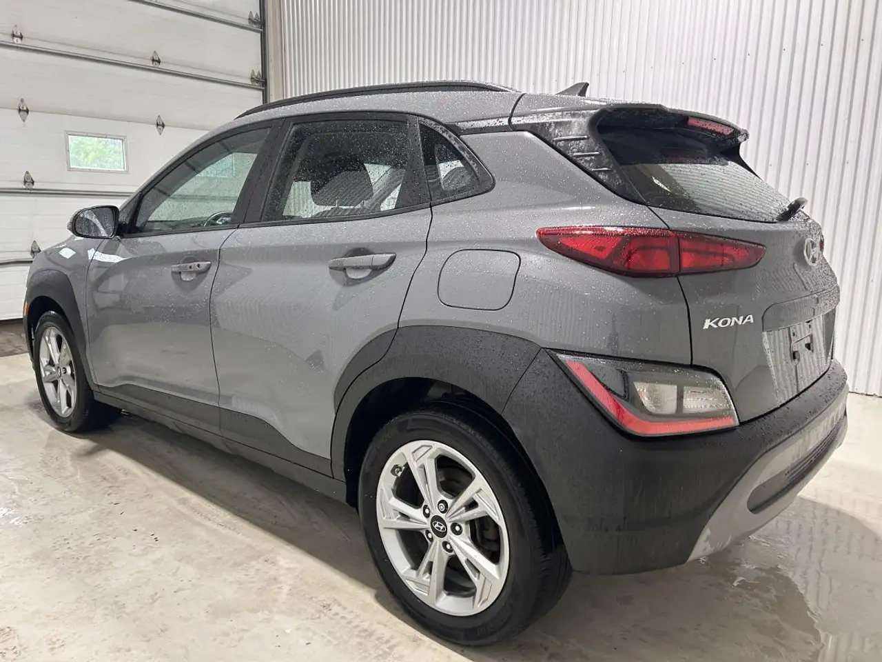 Hyundai KONA снимка Hyundai KONA