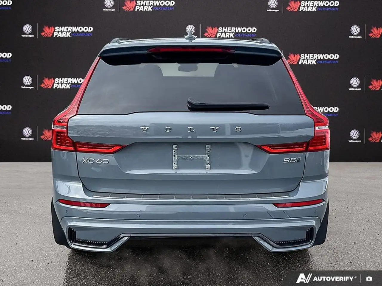 Volvo XC60 снимка Volvo XC60