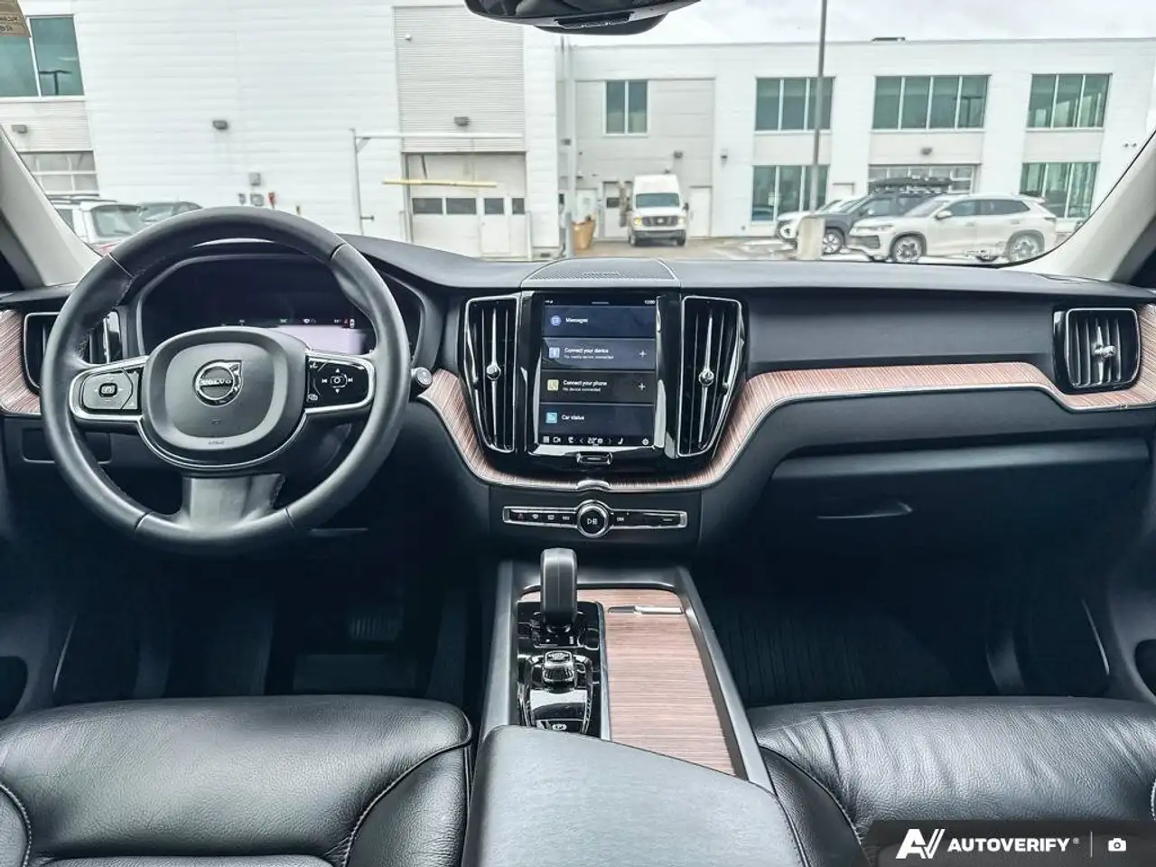 Volvo XC60 снимка Volvo XC60