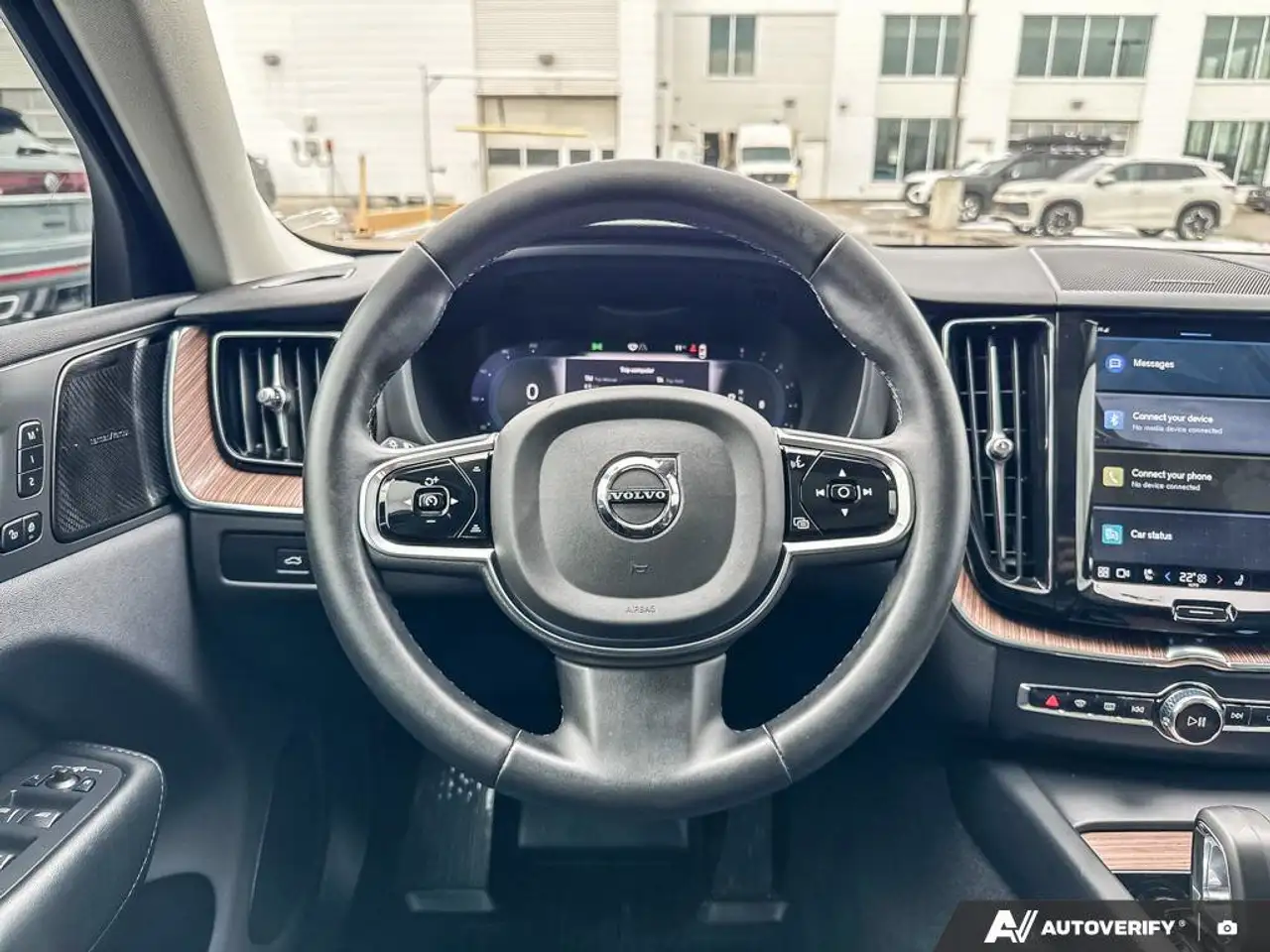 Volvo XC60 снимка Volvo XC60