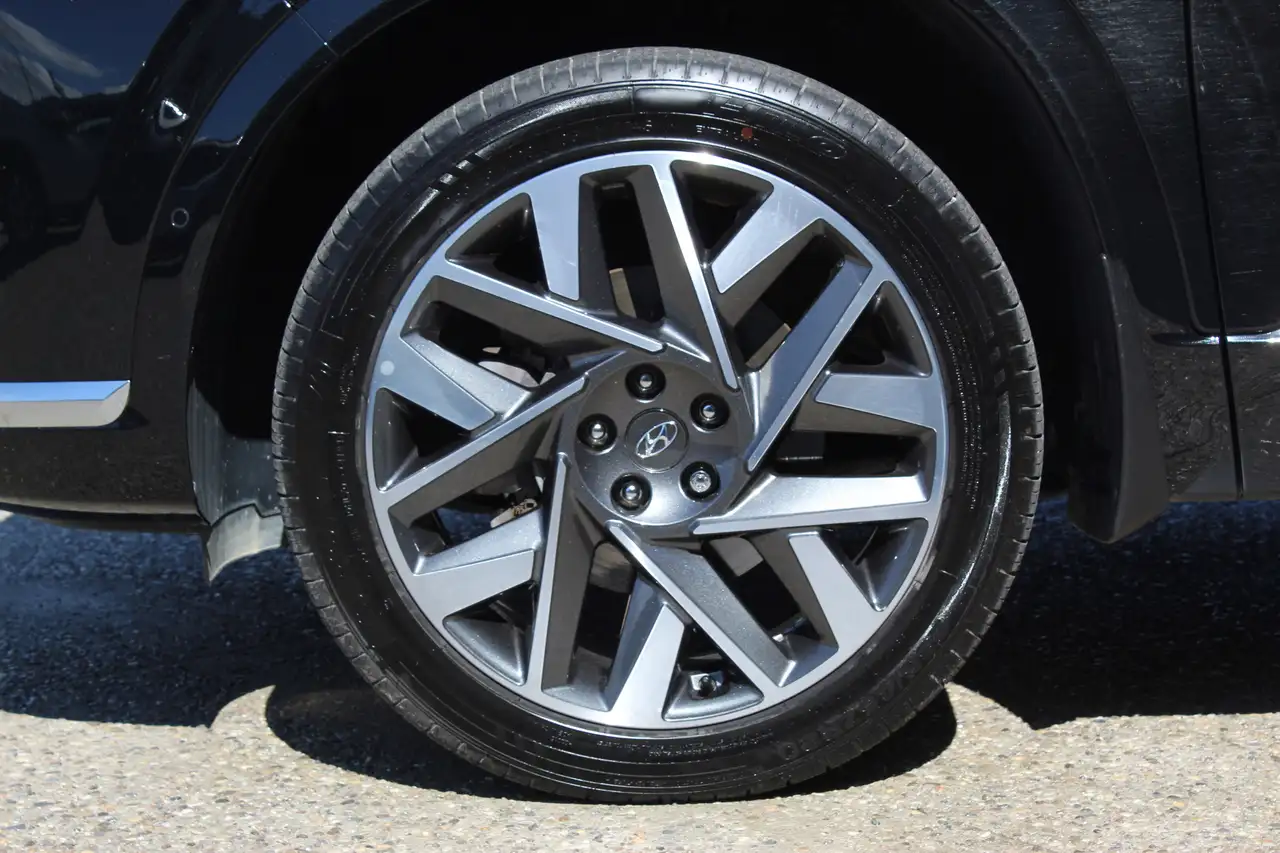 Hyundai SANTA FE снимка Hyundai SANTA FE