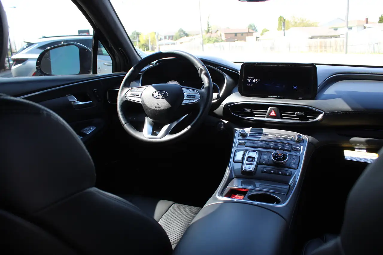 Hyundai SANTA FE снимка Hyundai SANTA FE