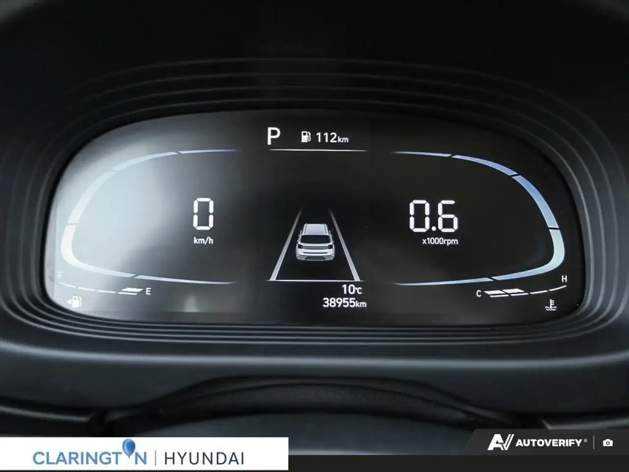 Hyundai Venue снимка Hyundai Venue