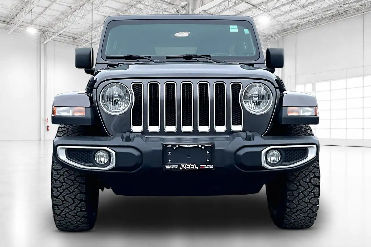 Jeep Wrangler photo Jeep Wrangler