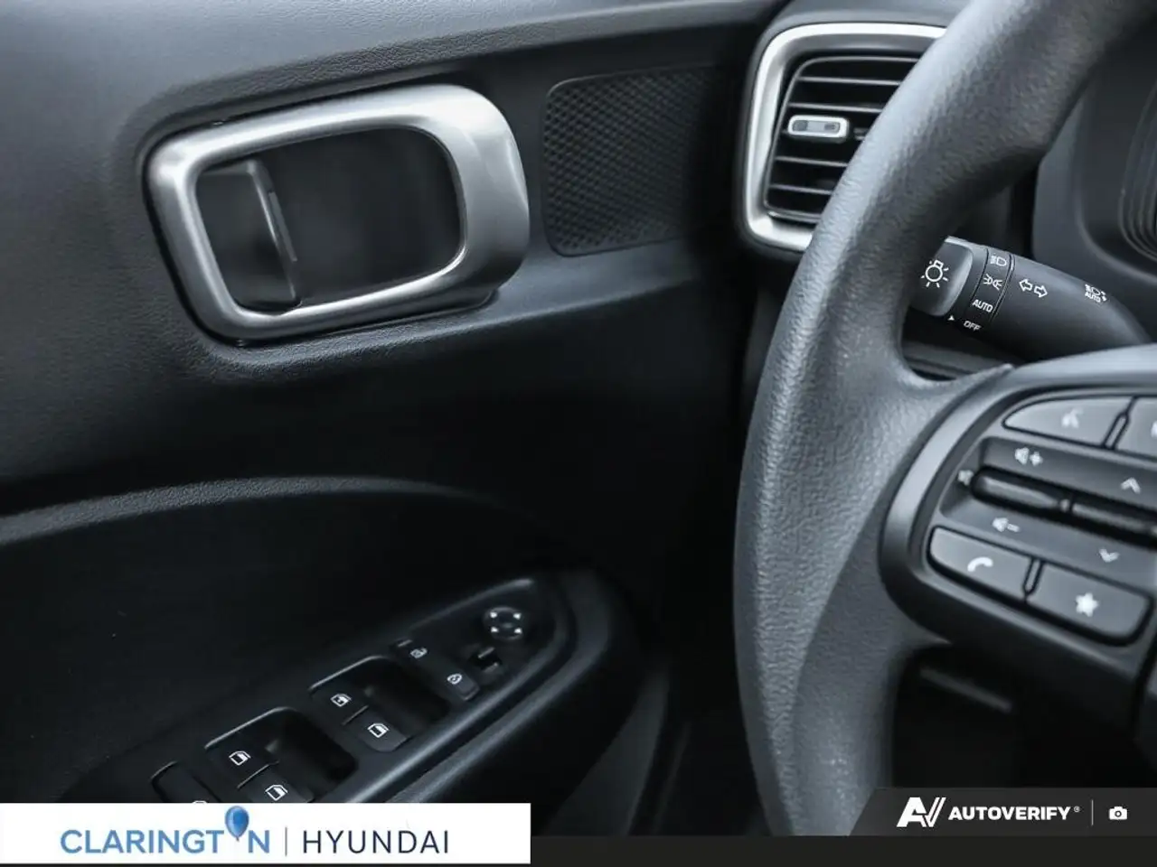 Hyundai Venue снимка Hyundai Venue