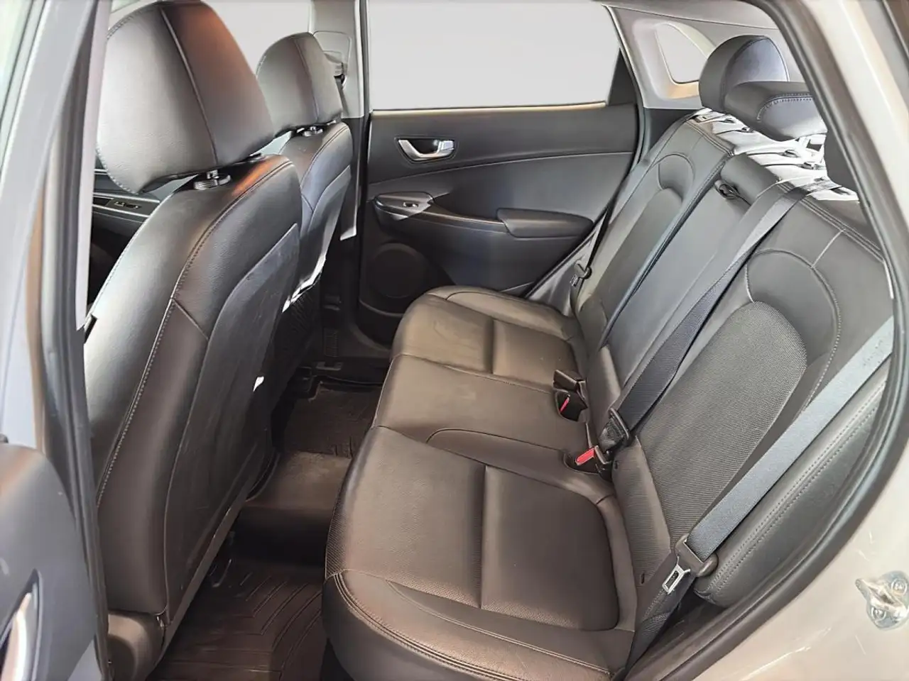 Hyundai KONA снимка Hyundai KONA