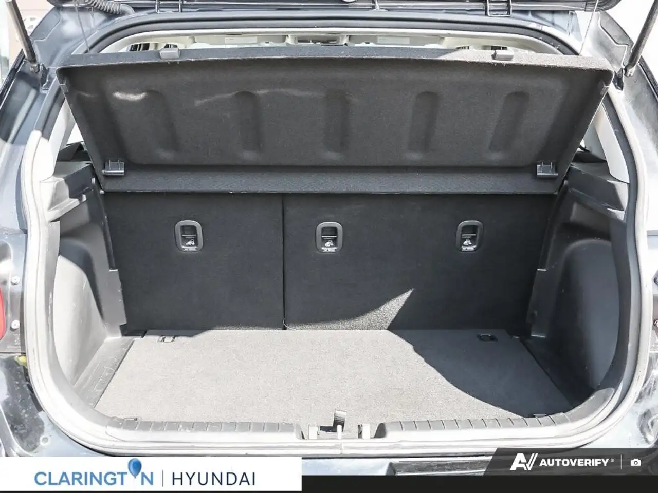 Hyundai Venue снимка Hyundai Venue