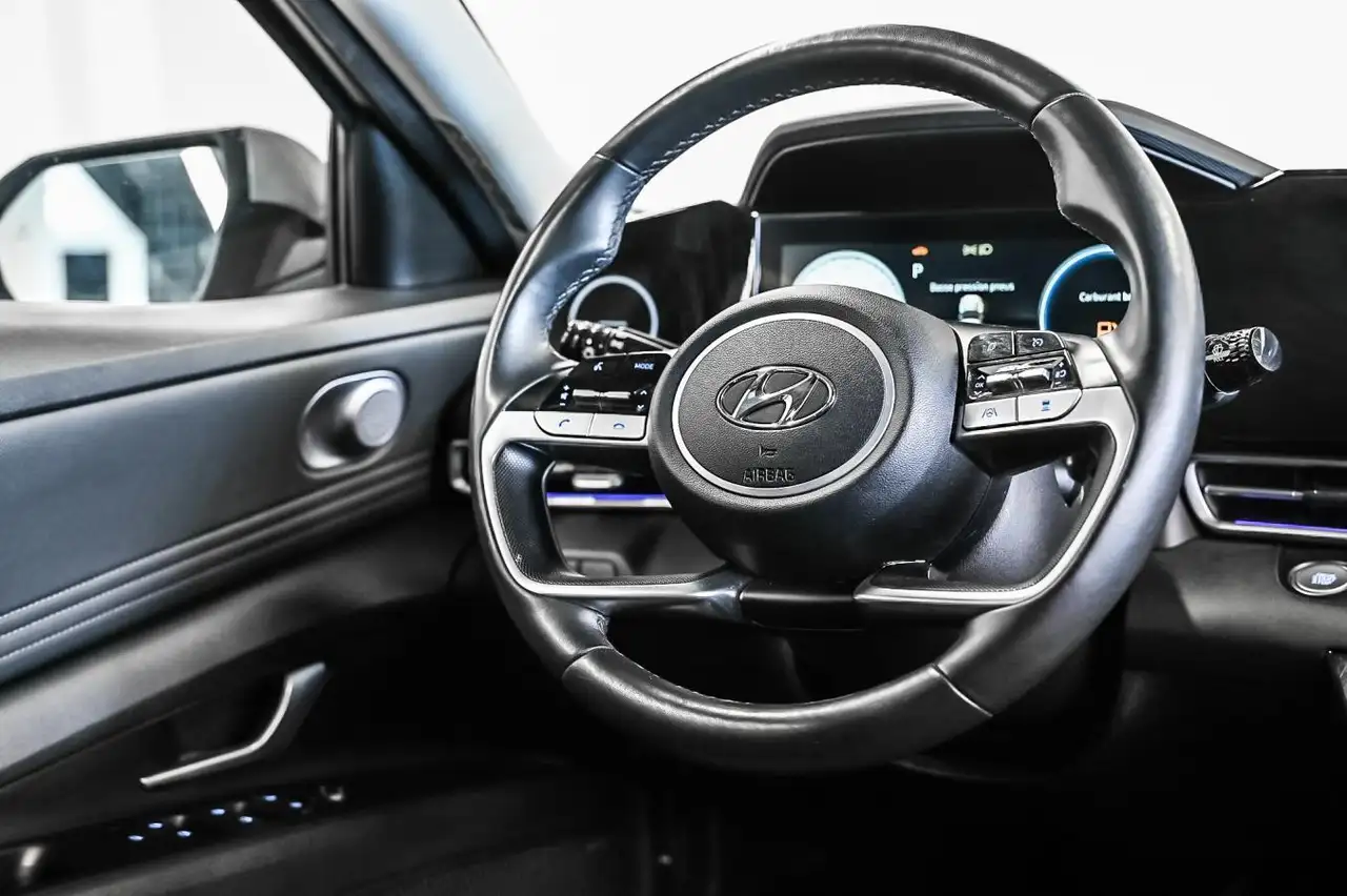 Hyundai ELANTRA снимка Hyundai ELANTRA