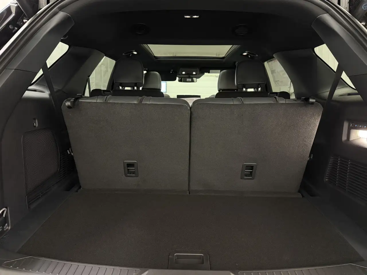 Ford Explorer photo Ford Explorer