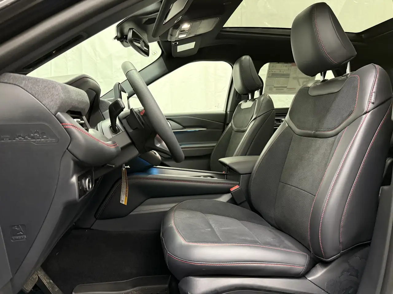 Ford Explorer photo Ford Explorer