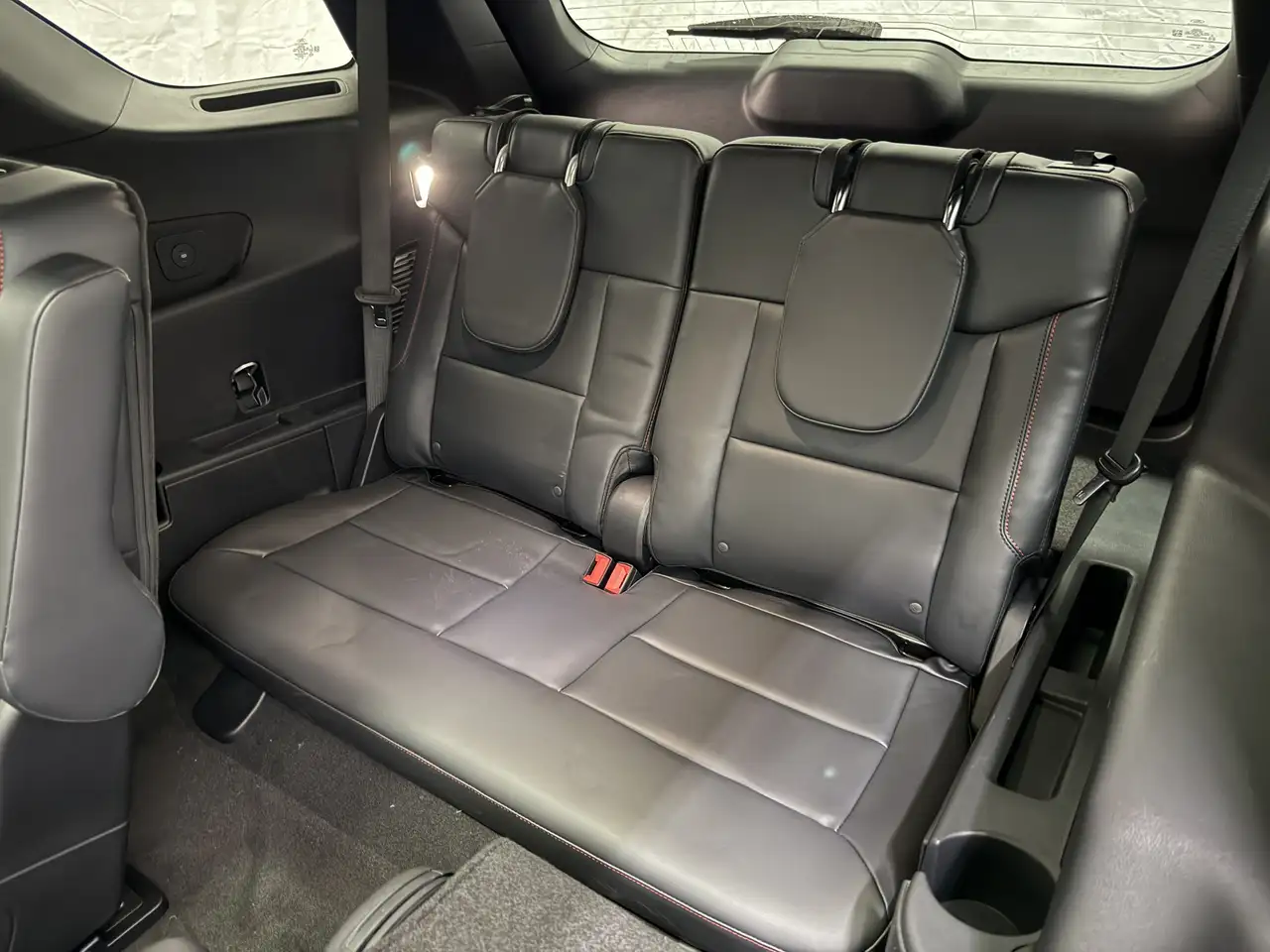 Ford Explorer photo Ford Explorer