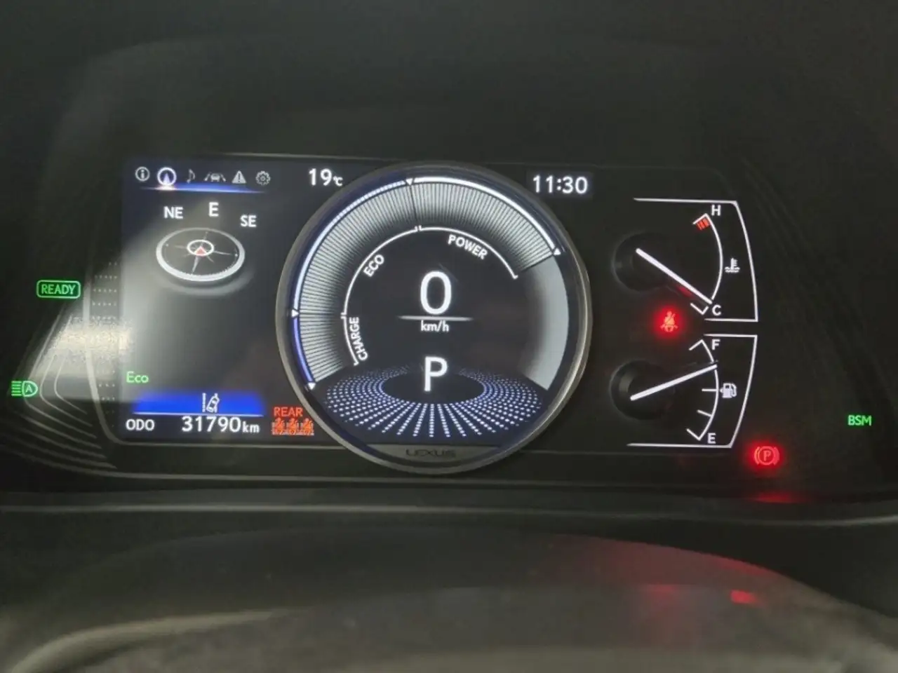 Lexus UX fotografie Lexus UX