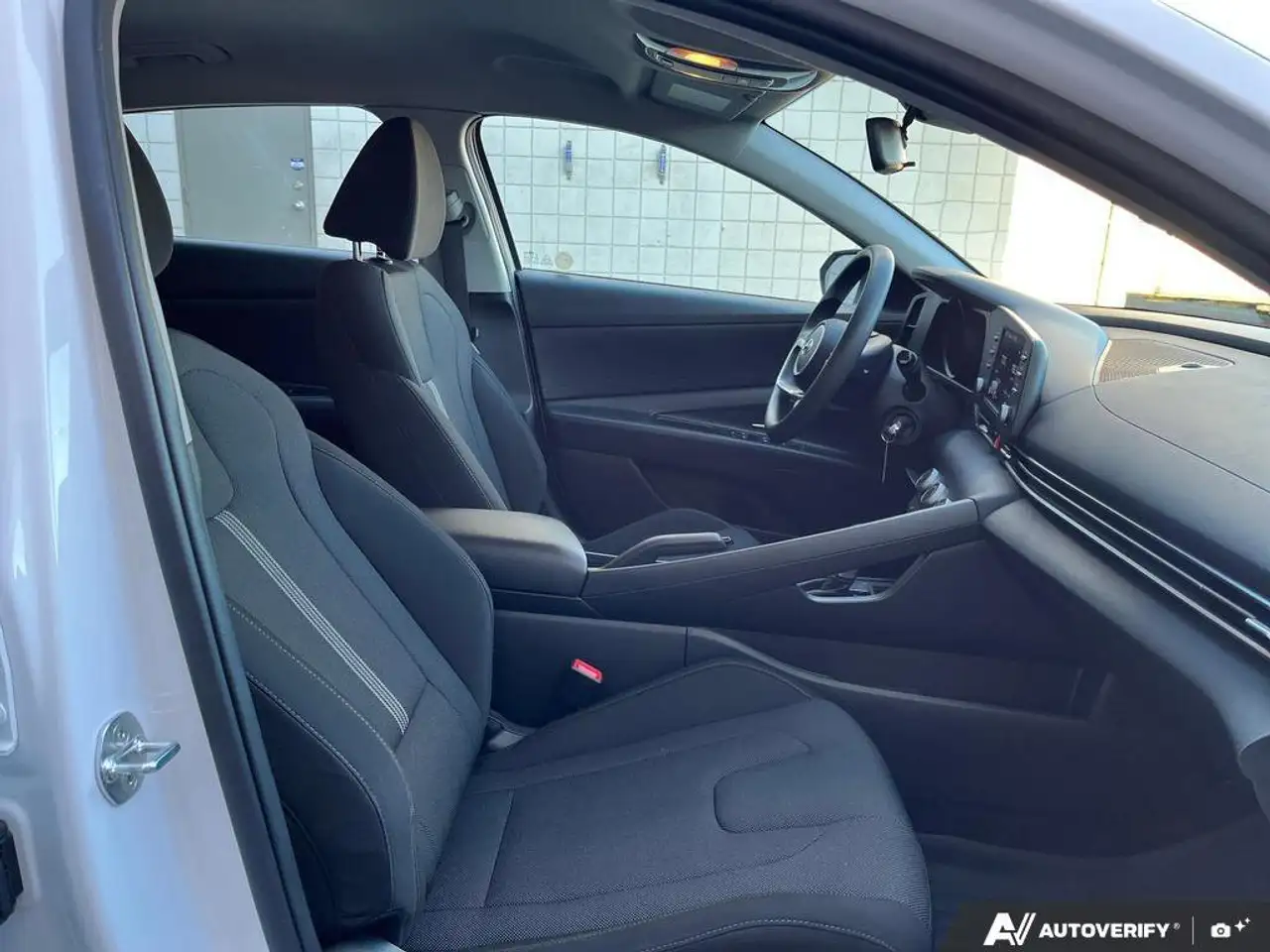 Hyundai ELANTRA снимка Hyundai ELANTRA