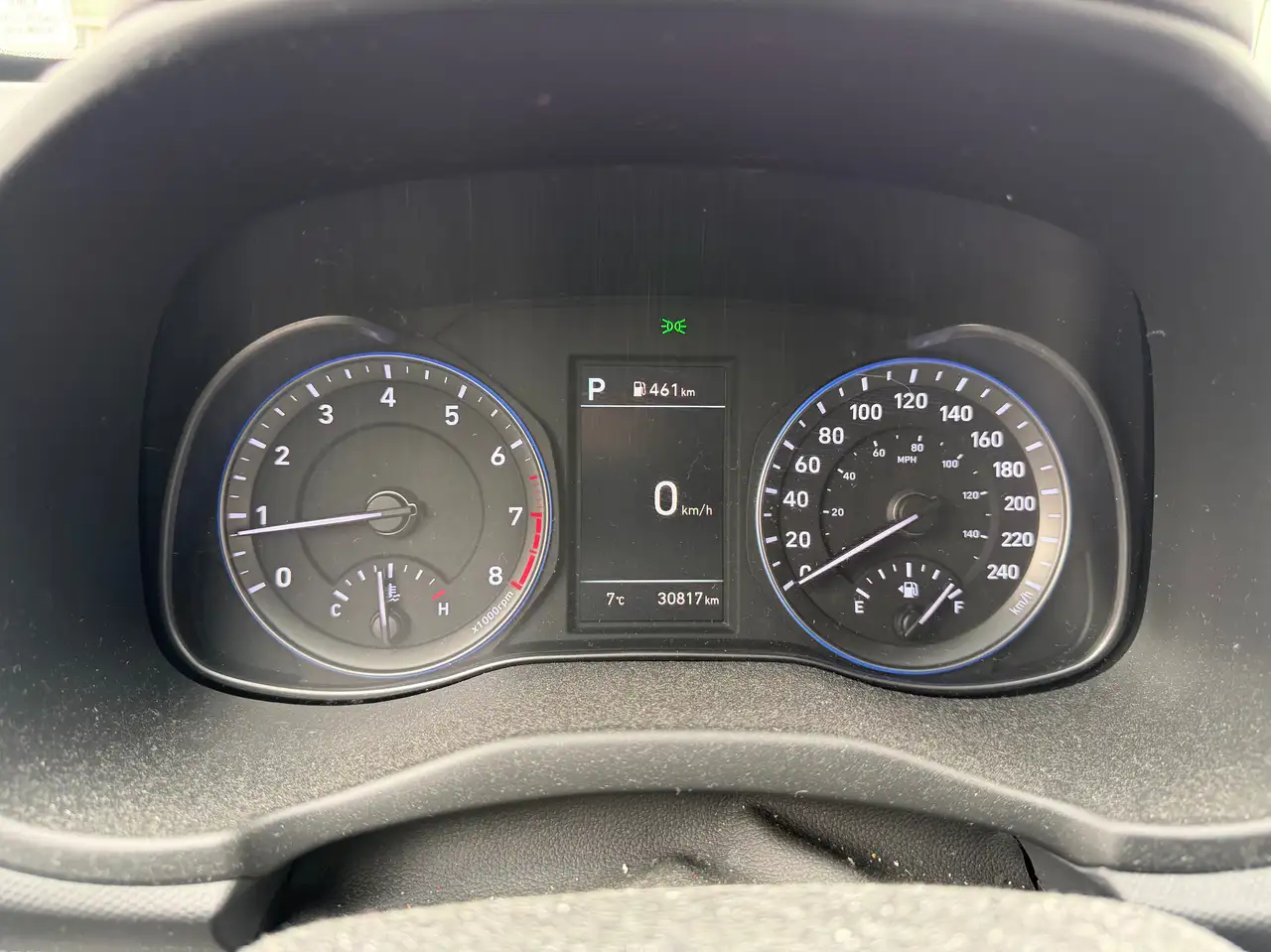 Hyundai KONA снимка Hyundai KONA