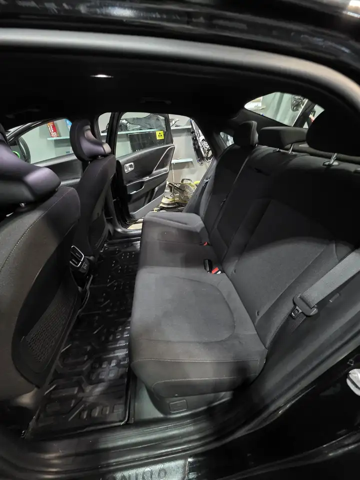 Hyundai IONIQ 6 снимка Hyundai IONIQ 6