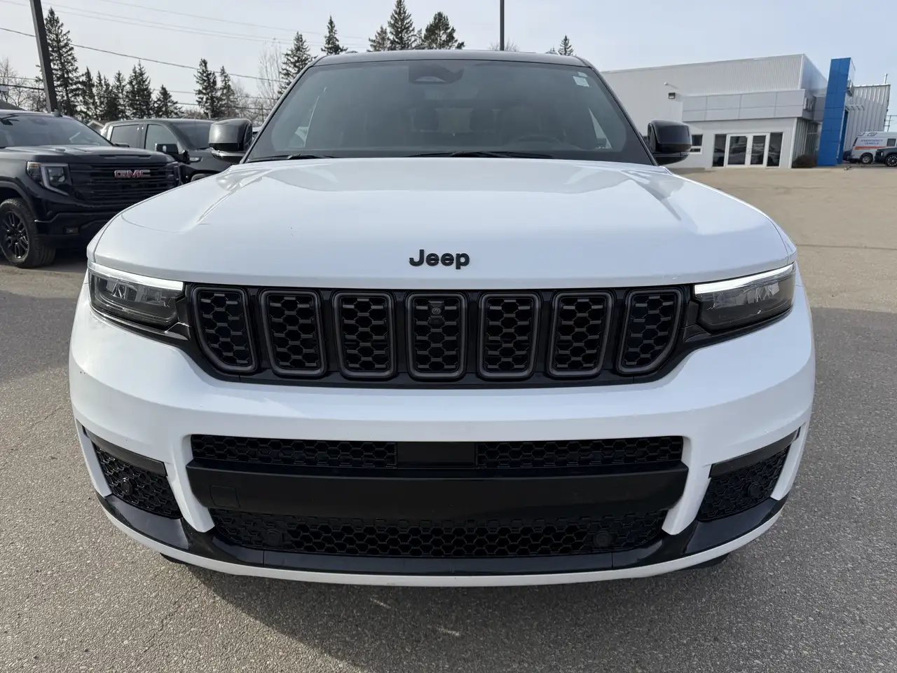 Jeep Grand Cherokee снимка Jeep Grand Cherokee