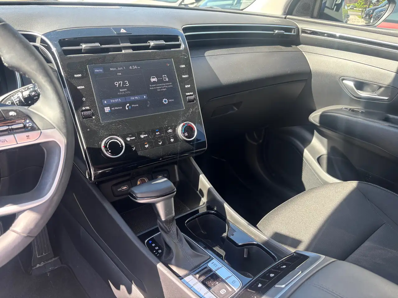 Hyundai TUCSON снимка Hyundai TUCSON