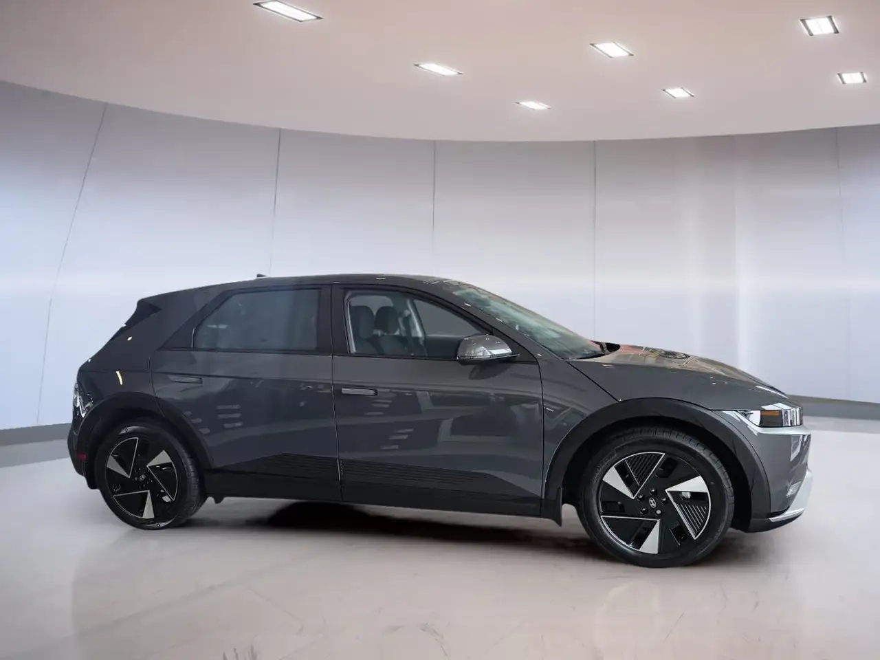 Hyundai IONIQ 5 снимка Hyundai IONIQ 5