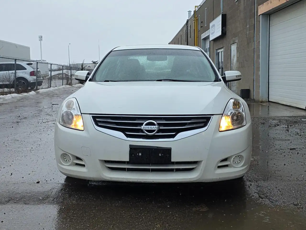 Nissan Altima photo Nissan Altima