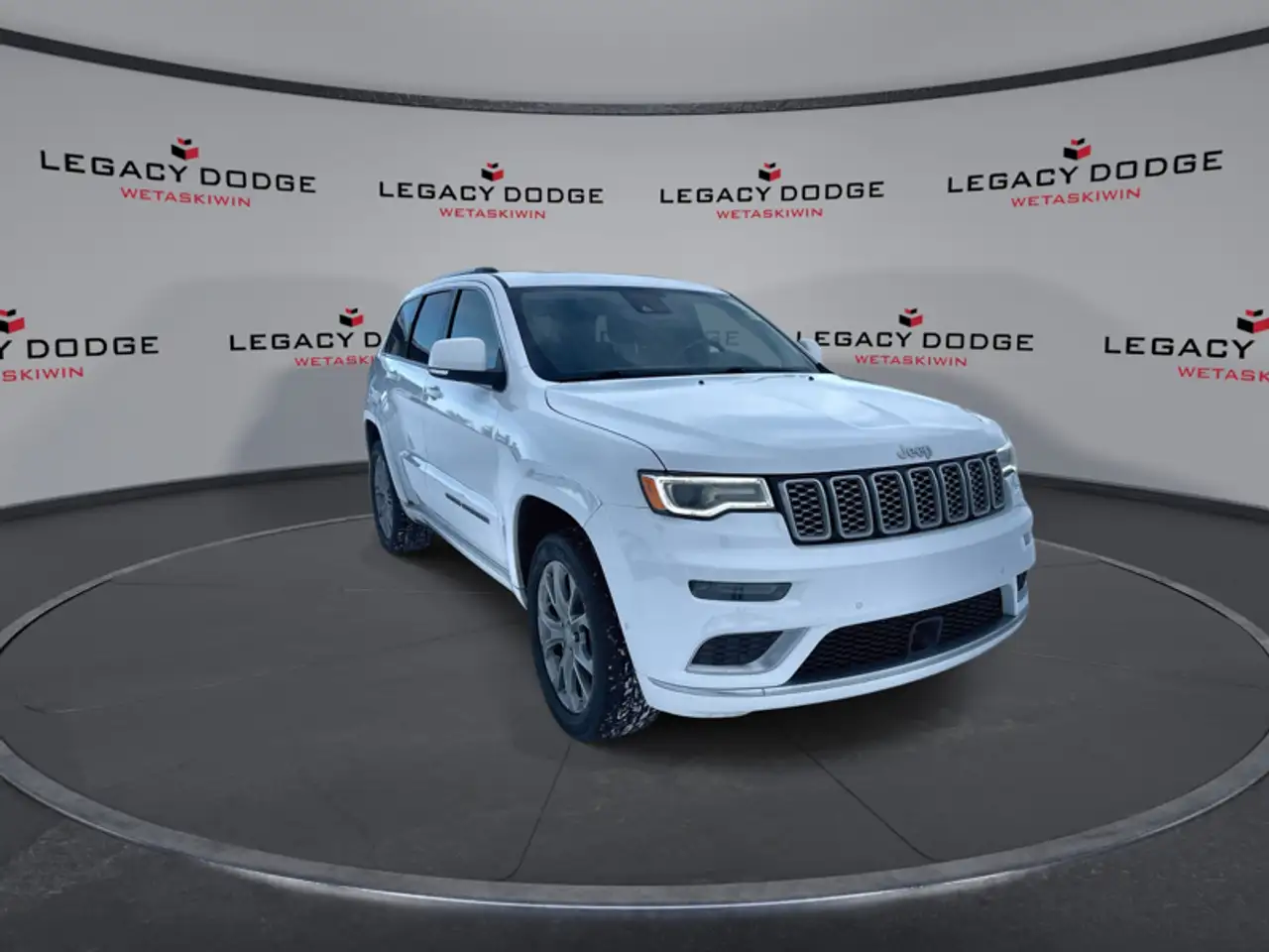 Jeep Grand Cherokee photo Jeep Grand Cherokee