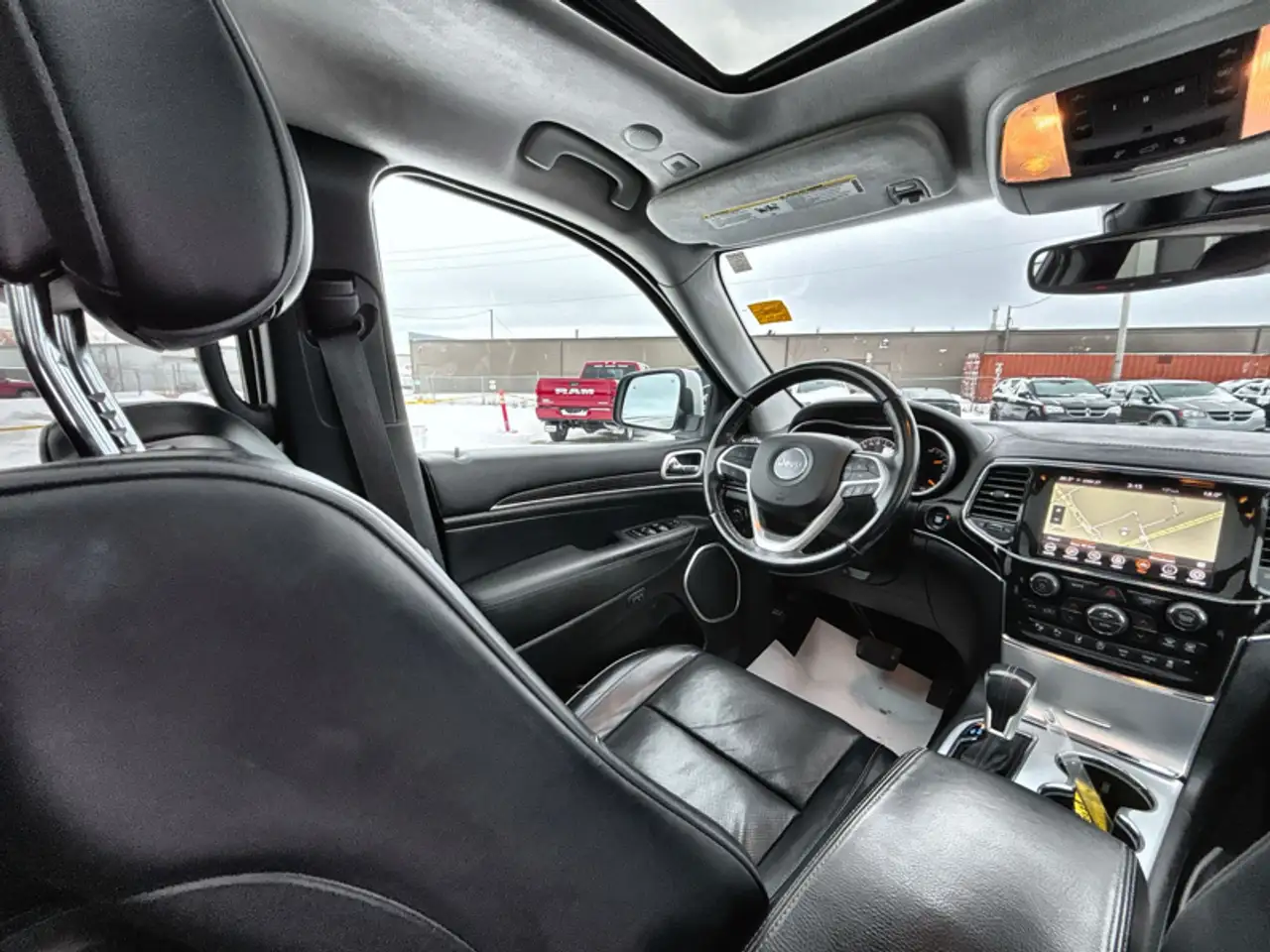 Jeep Grand Cherokee photo Jeep Grand Cherokee