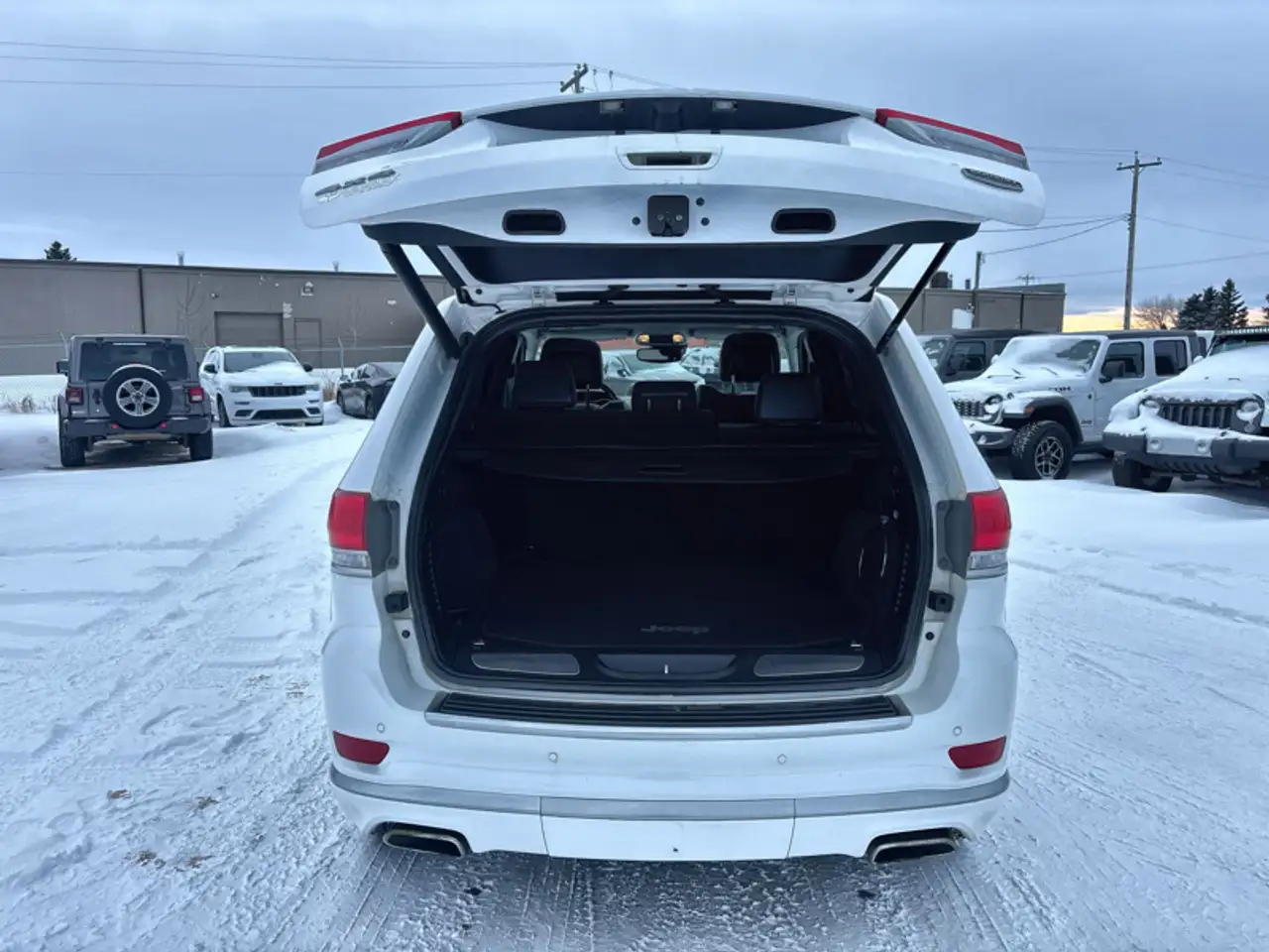 Jeep Grand Cherokee photo Jeep Grand Cherokee