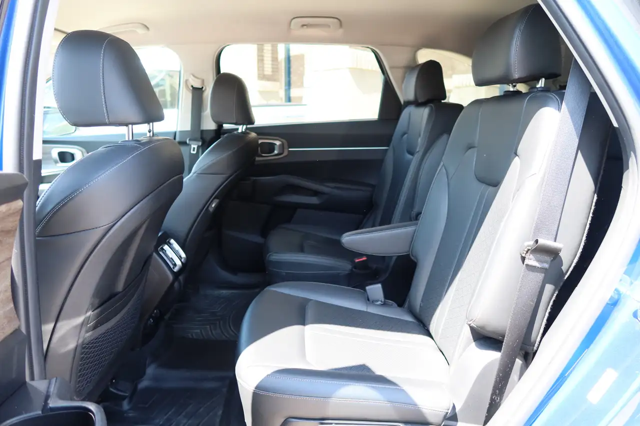 Kia Sorento снимка Kia Sorento
