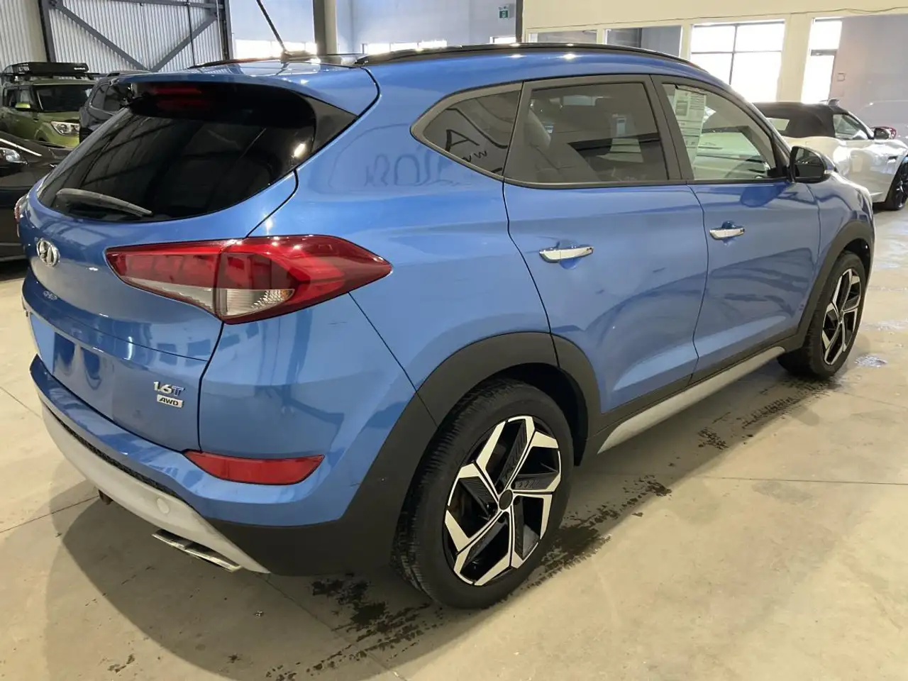 Hyundai TUCSON снимка Hyundai TUCSON