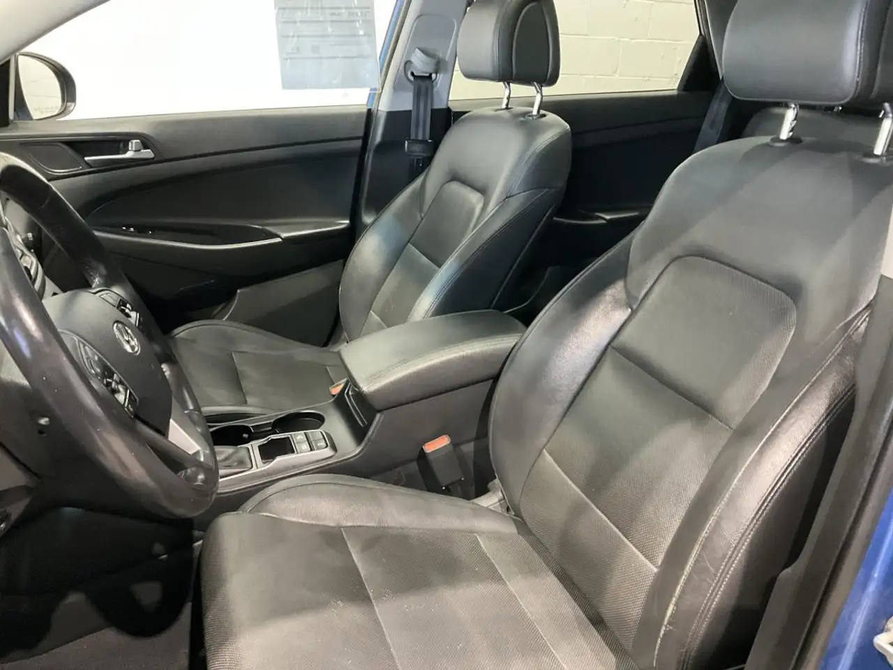 Hyundai TUCSON снимка Hyundai TUCSON