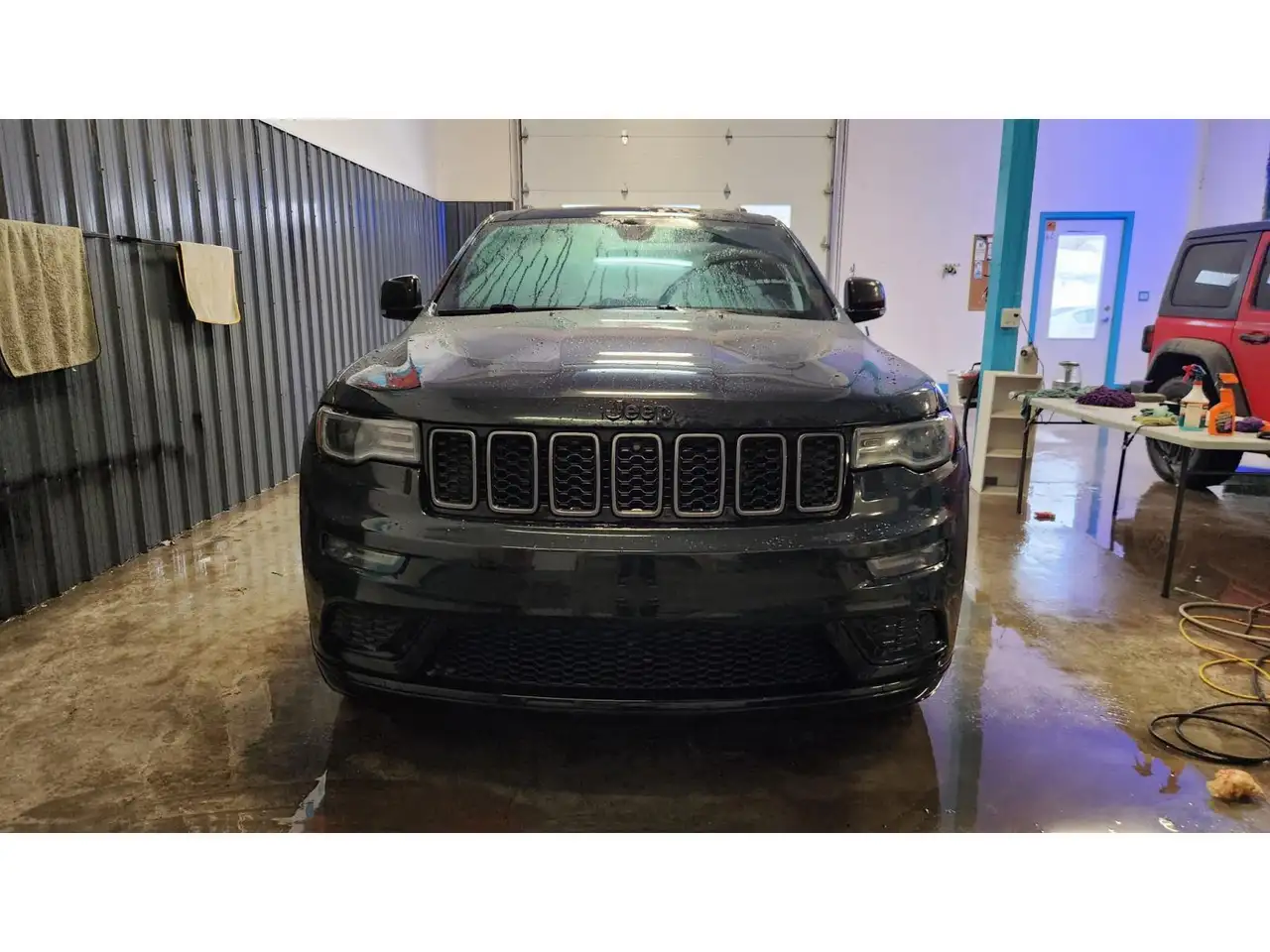 Jeep Grand Cherokee снимка Jeep Grand Cherokee