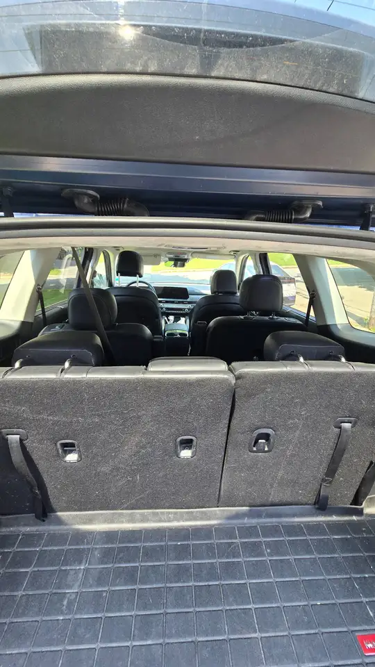 Kia Telluride снимка Kia Telluride
