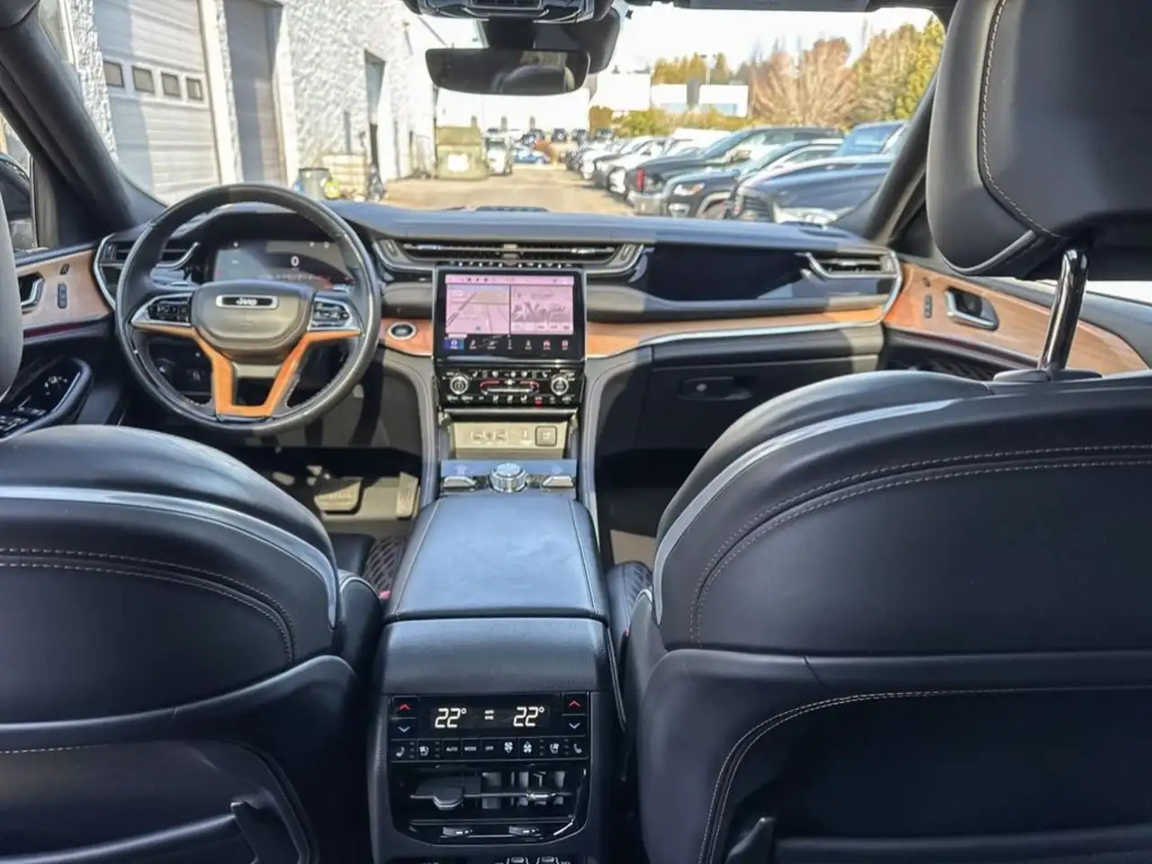 Jeep Grand Cherokee снимка Jeep Grand Cherokee