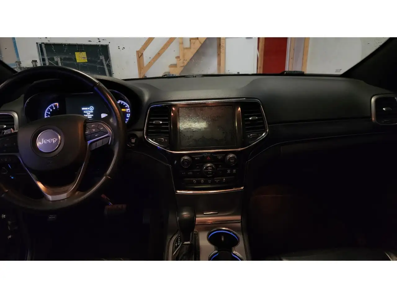 Jeep Grand Cherokee снимка Jeep Grand Cherokee