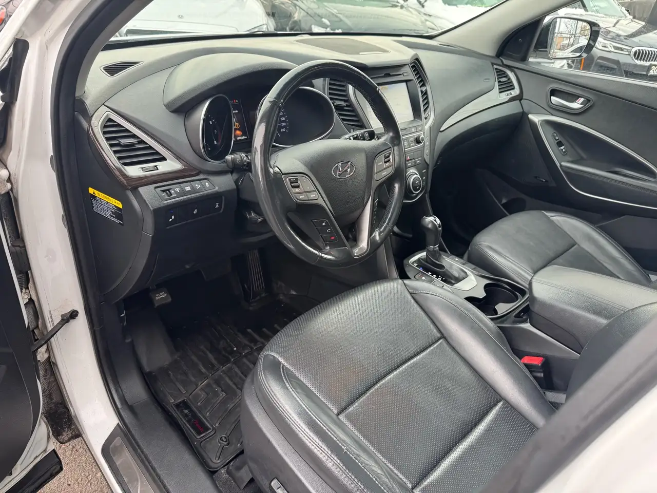 Hyundai SANTA FE снимка Hyundai SANTA FE