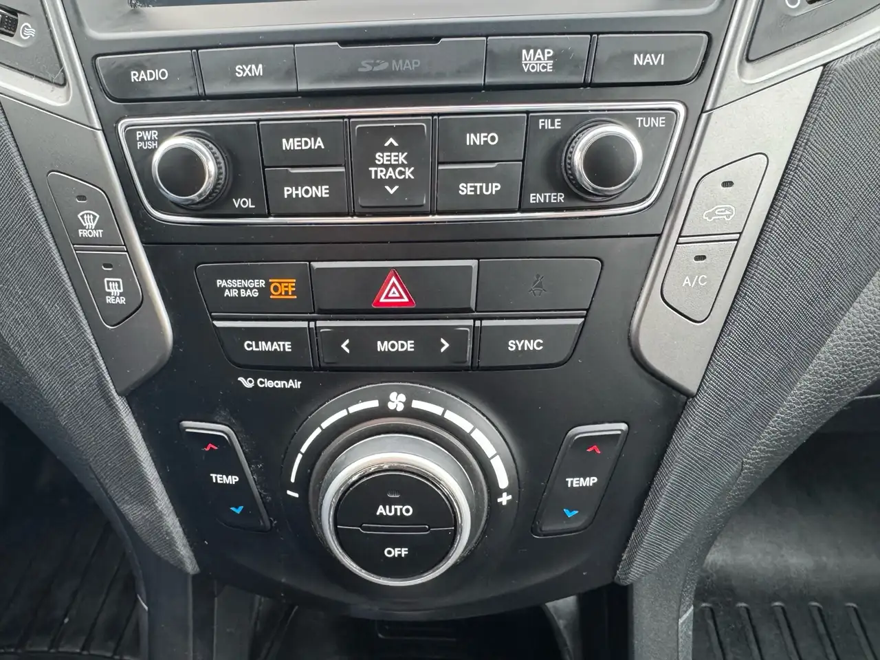 Hyundai SANTA FE снимка Hyundai SANTA FE